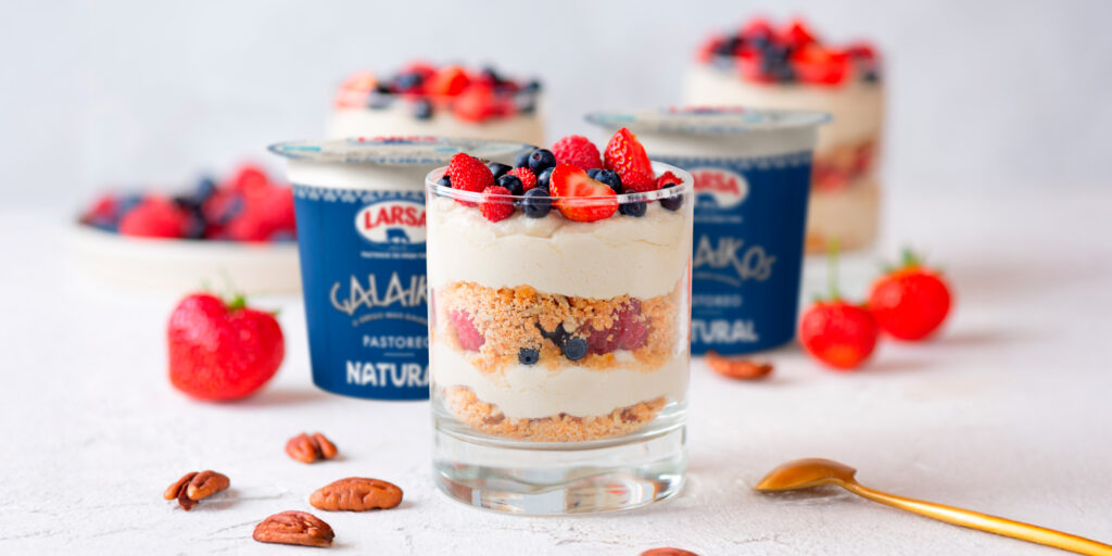 Los mejores postres con yogur griego para sorprender a tus invitados